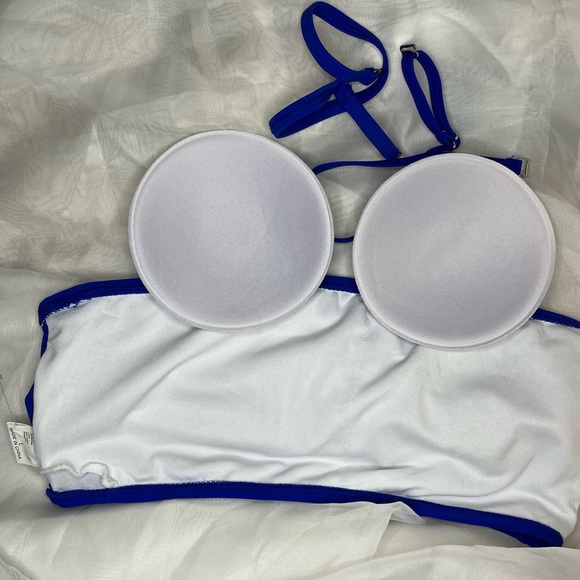 NWT LARGE BLUE Bando and 5 way strap’s BIKINI HIGH RISE REMOVABLE CUPS AMAZON - Picture 4 of 15